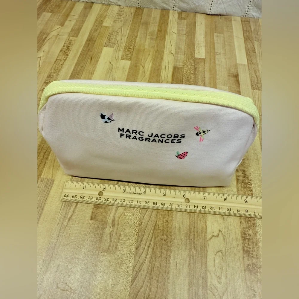 Marc Jacobs Fragrances Pink Yellow Cosmetics Bee Butterfly Make Up Bag